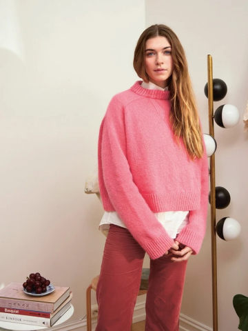 Модель 2403_11 DIY WENDY SWEATER с инструкцией на английском языке